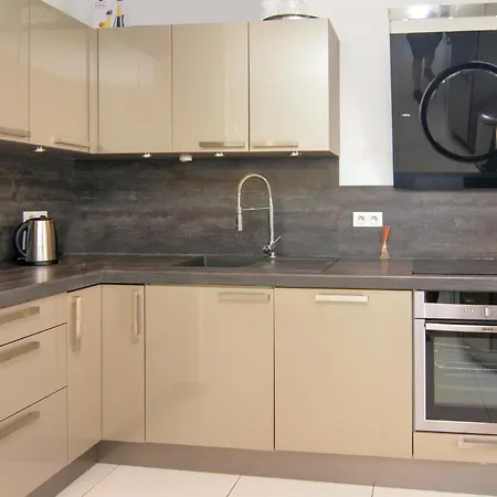 Hébergement de vacances Cozy In With Kitchen *