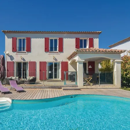 Casa vacanze Cozy In With Kitchen Aigues-Mortes