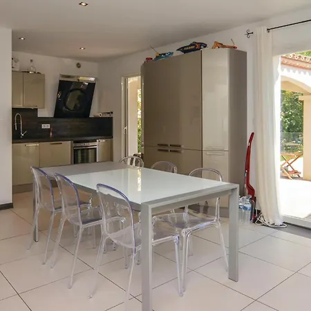 بيت للعطل Cozy In With Kitchen إج مورت